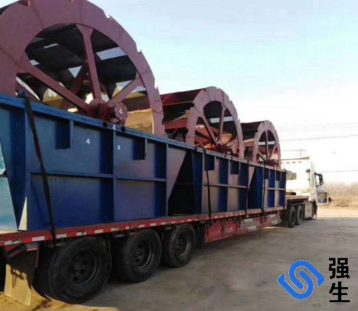 四槽轮斗式洗砂机发货现场（实景拍摄）